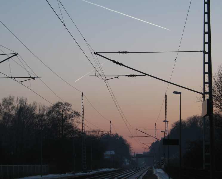 Bild mit Linien auf dem Bahnhof Chorin